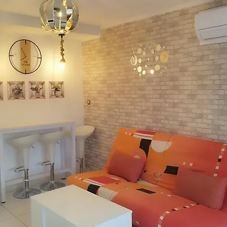 Agreable 2 Pieces 30 M2 A Louer 아파트 르발카레스