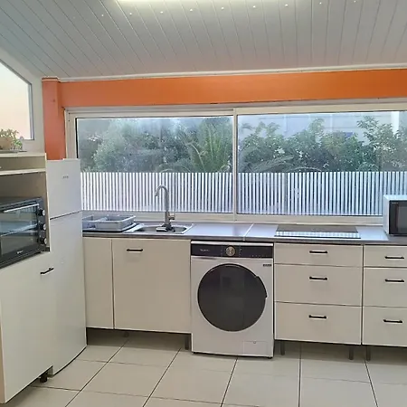 Agreable 2 Pieces 30 M2 A Louer Lägenhet