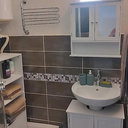 2 Pièces 30 M2 à Louer